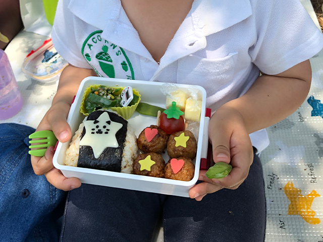 お弁当、自由遊び